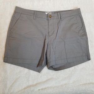 Old Navy grey shorts, 12